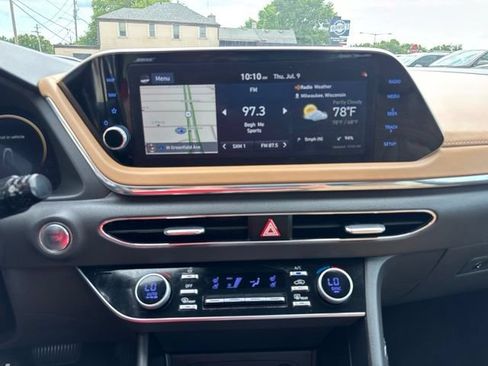 Used 2020 Hyundai Sonata Limited w/ Preferred Accessory Package FWD image 12
