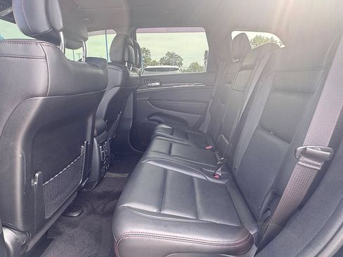 Used 2021 Jeep Grand Cherokee Trailhawk w/ Trailhawk Luxury Group AWD/4WD image 10