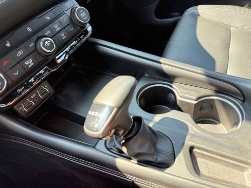 Used 2022 Dodge Durango GT AWD/4WD image 26