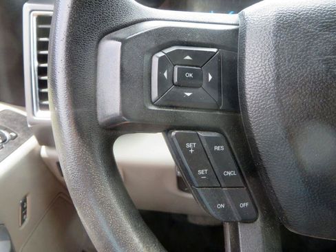 Used 2018 Ford F250 XLT AWD/4WD image 19