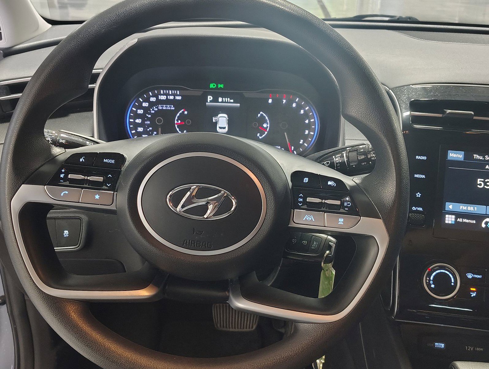Certified 2024 Hyundai Tucson SE FWD image 2