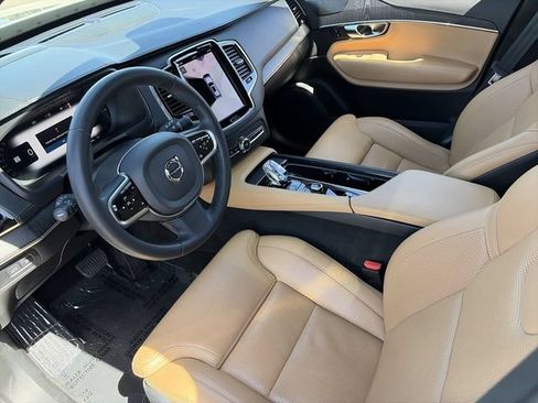 Used 2023 Volvo XC90 T8 Ultimate w/ Lounge Package AWD/4WD image 19
