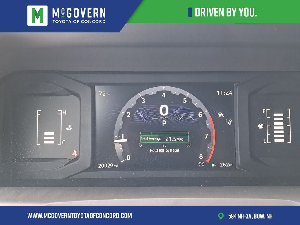 Used 2025 Toyota Tacoma SR5 AWD/4WD image 30