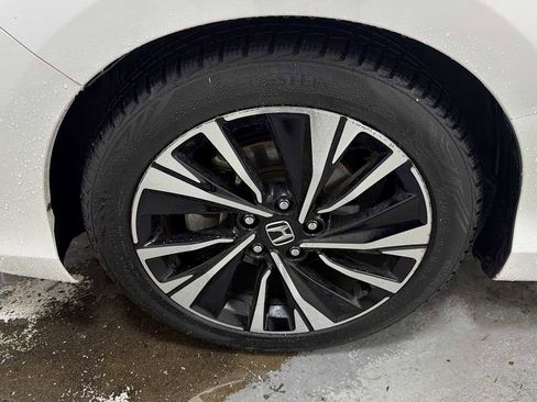 Used 2016 Honda Accord EX image 10