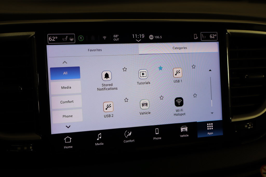 Used 2025 Chrysler Pacifica Select FWD image 37
