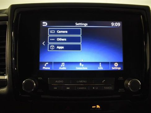 Used 2022 Nissan Frontier SV AWD/4WD image 22