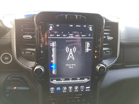 Used 2021 RAM 2500 Laramie image 19