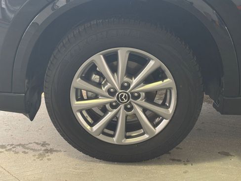 Used 2025 MAZDA CX-5 AWD 2.5 S w/ Preferred Package image 37