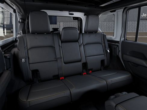 New 2026 Jeep Wrangler Unlimited Sahara AWD/4WD image 22