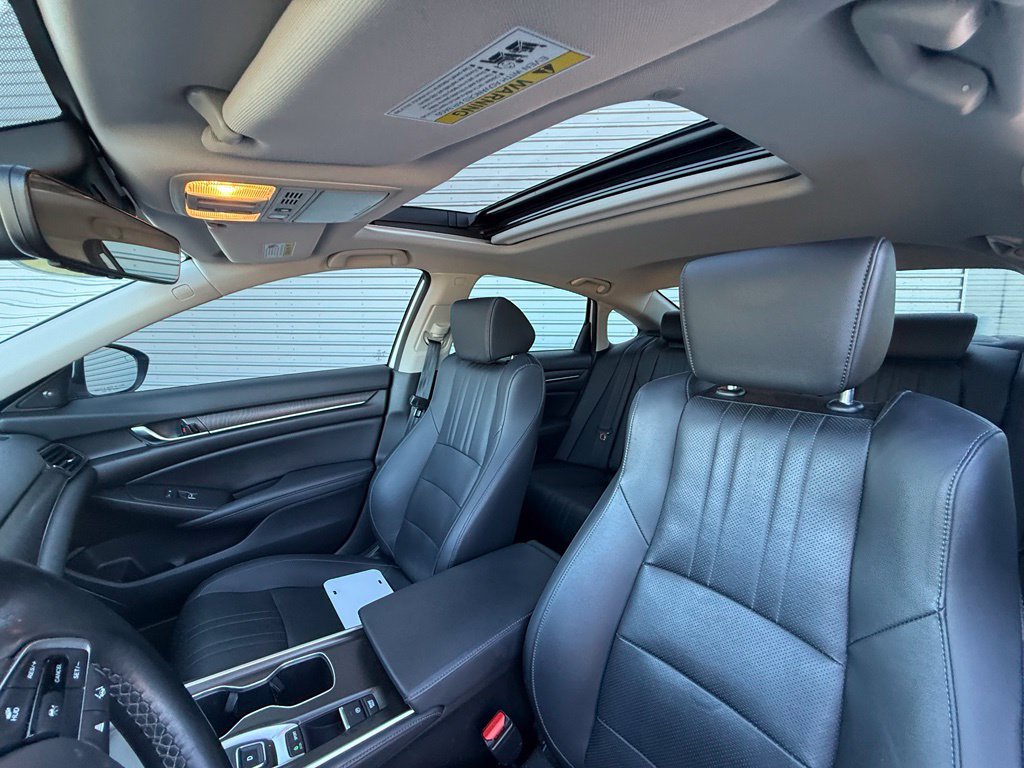 Used 2022 Honda Accord Touring image 26