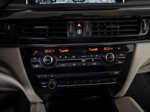 Used 2019 BMW X6 sDrive35i w/ Executive Package RWD image 29