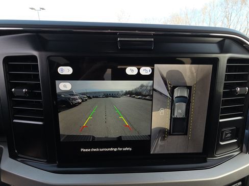 Used 2026 Ford F350 XLT w/ XLT Premium Package image 23