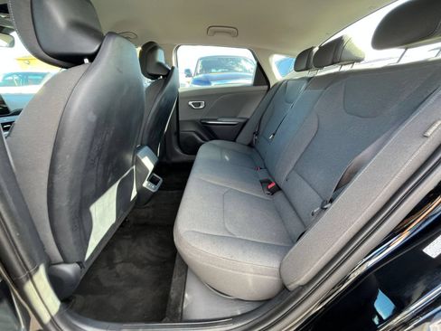 Used 2025 Kia K4 FWD image 20