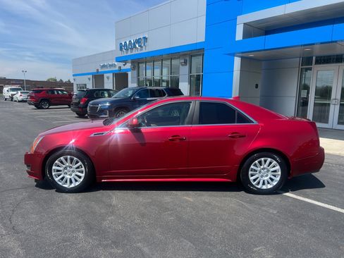 Used 2012 Cadillac CTS Luxury RWD image 2