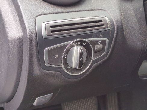 Used 2017 Mercedes-Benz C 300 4MATIC Sedan image 17