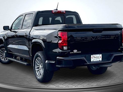 Used 2023 Chevrolet Colorado LT w/ LT Convenience Package image 13