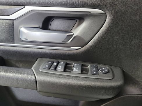 Used 2023 RAM 1500 Big Horn AWD/4WD image 16