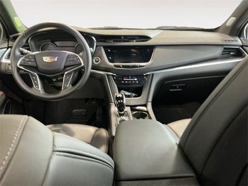 Certified 2023 Cadillac XT5 Premium Luxury w/ LPO, Floor Liner Package image 8