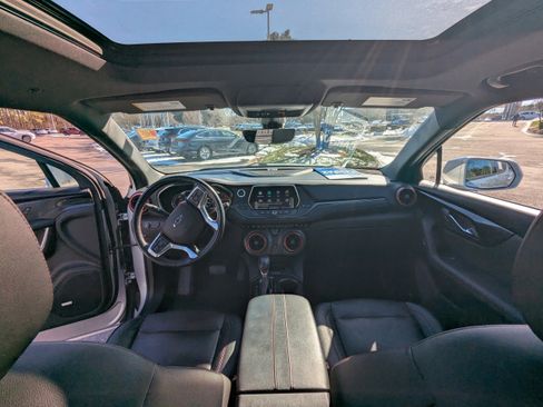 Used 2019 Chevrolet Blazer RS image 12