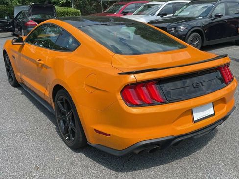 Used 2018 Ford Mustang GT Premium w/ Black Accent Package RWD image 3