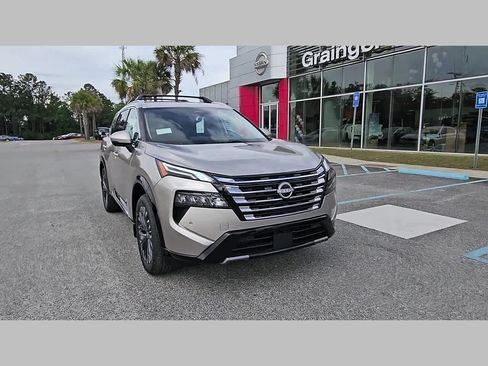 New 2026 Nissan Rogue Platinum AWD/4WD image 17