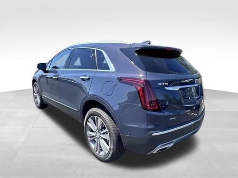 Used 2024 Cadillac XT5 Premium Luxury w/ Technology Package AWD/4WD image 5