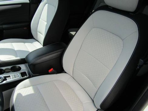 Used 2023 Ford Escape Active w/ Tech Pack #2 AWD/4WD image 19