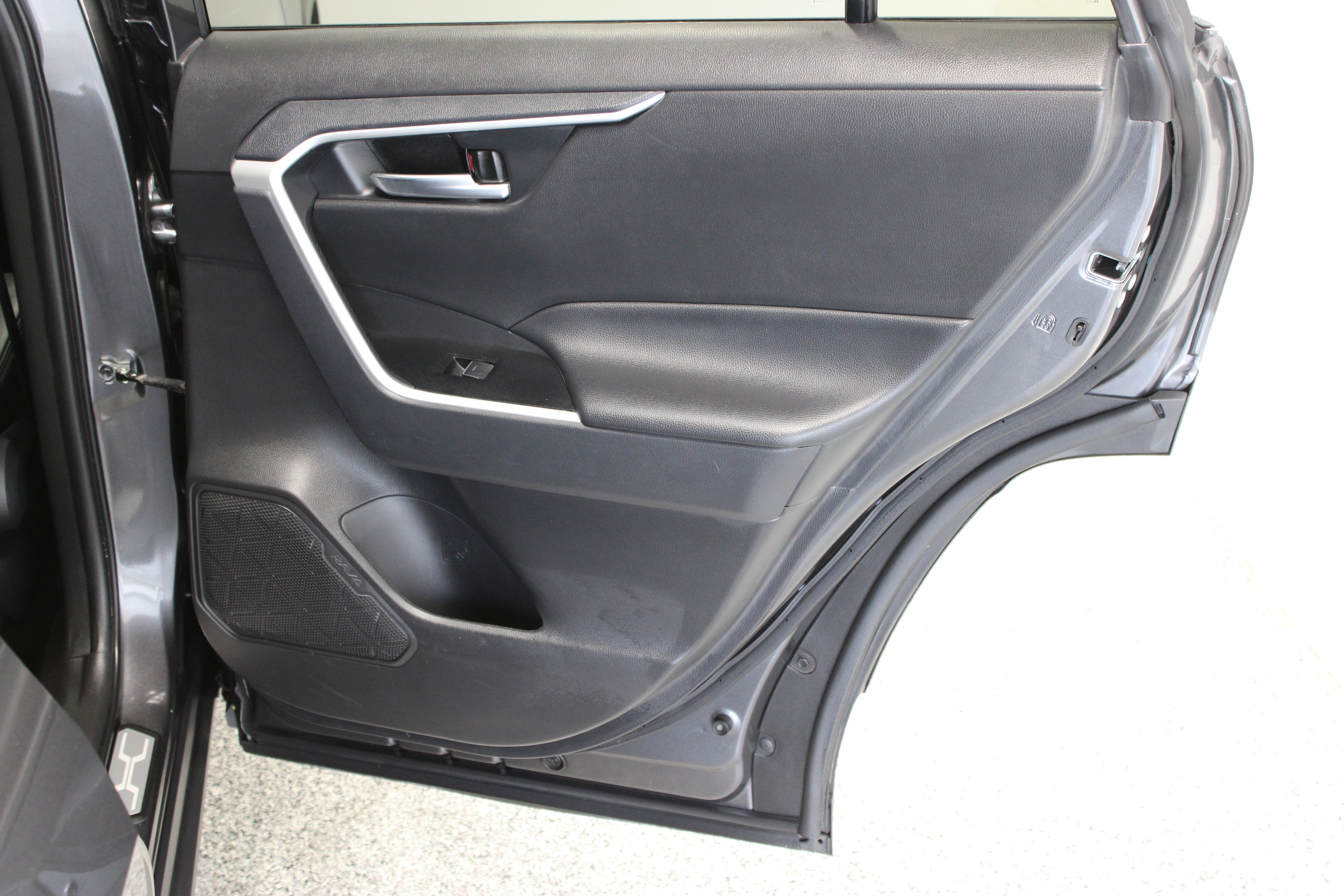 Certified 2025 Toyota RAV4 XLE Premium FWD image 32