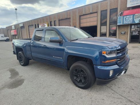 Used 2018 Chevrolet Silverado 1500 LT w/ All Star Edition image 5