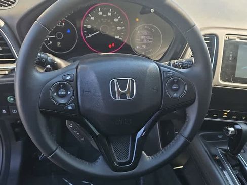 Used 2018 Honda HR-V EX-L image 13