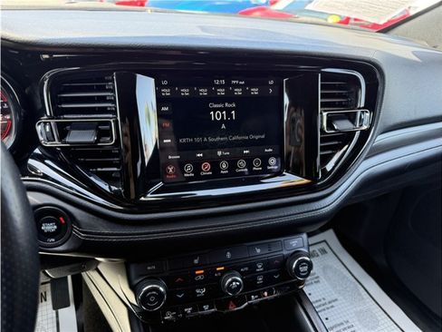 Used 2022 Dodge Durango GT AWD/4WD image 44