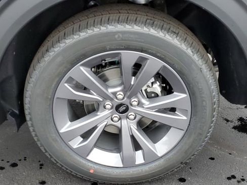 New 2026 Ford Explorer Active w/ Active Comfort Package image 5