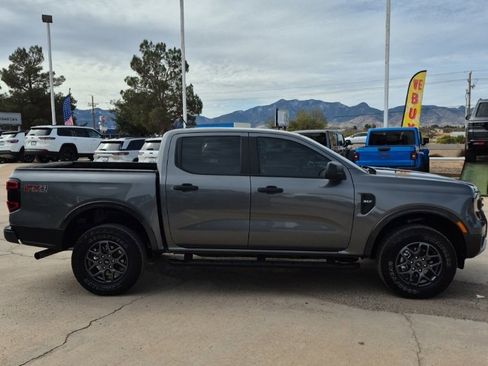 Used 2024 Ford Ranger XLT w/ FX4 Off-Road Package image 4