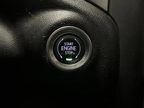 Used 2024 Chevrolet Silverado 2500 Custom w/ Custom Value Package image 20