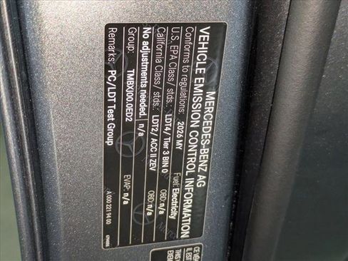 New 2026 Mercedes-Benz EQS 550 4MATIC SUV image 19