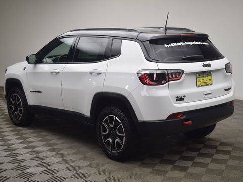 New 2026 Jeep Compass Trailhawk AWD/4WD image 10