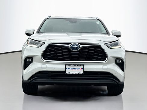 Used 2020 Toyota Highlander Limited FWD image 16