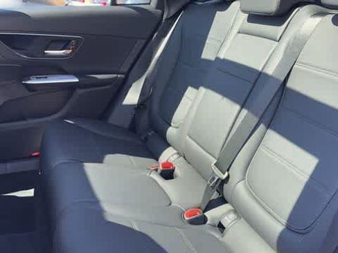 Certified 2026 Mercedes-Benz GLC 300 4MATIC image 32