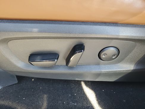 Certified 2023 Nissan Pathfinder Platinum w/ Lighting Package (N93) image 14