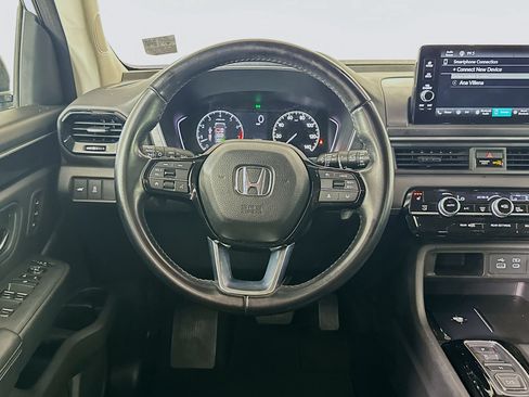 Used 2023 Honda Pilot EX-L image 18
