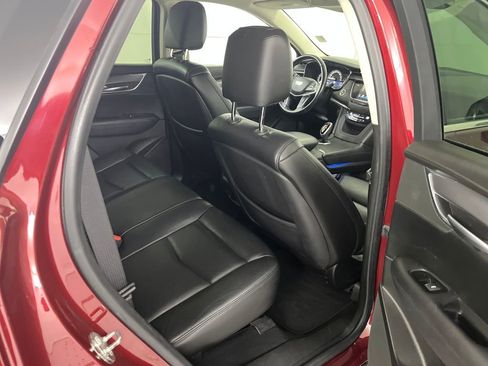 Used 2018 Cadillac XT5 Luxury image 30