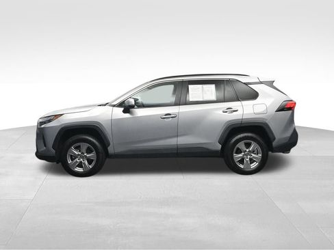 Used 2024 Toyota RAV4 XLE FWD image 2