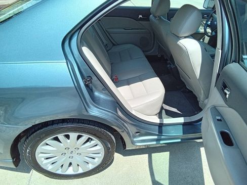 Used 2011 Ford Fusion Hybrid w/ 501A Rapid Spec Order Code FWD image 6