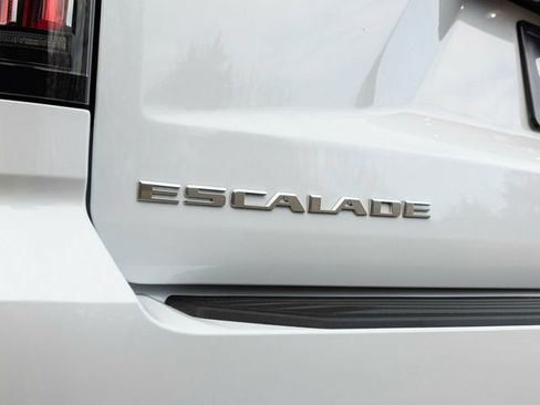 Used 2026 Cadillac Escalade Luxury w/ Touring Package image 73