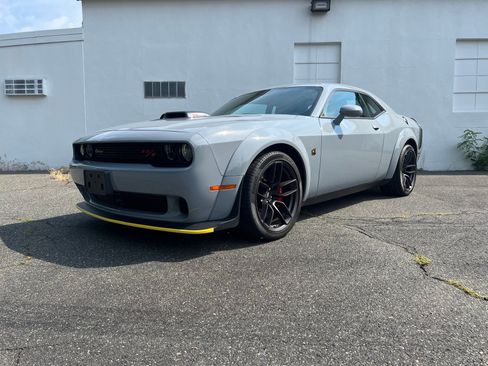 Used 2021 Dodge Challenger R/T Scat Pack image 25