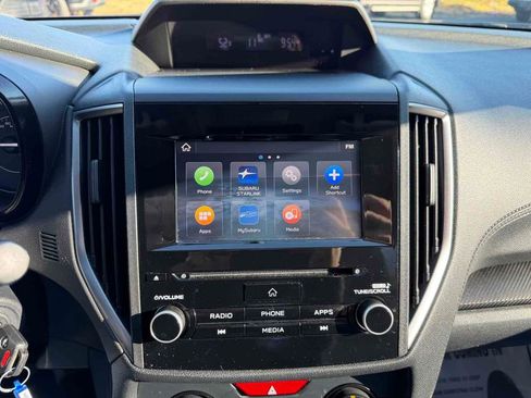 Used 2021 Subaru Impreza 2.0i Premium image 25