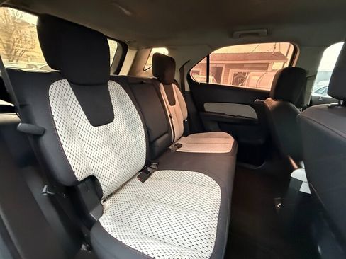 Used 2010 Chevrolet Equinox LS image 22