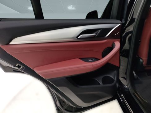 Used 2023 BMW X4 xDrive30i w/ M Sport Package image 27