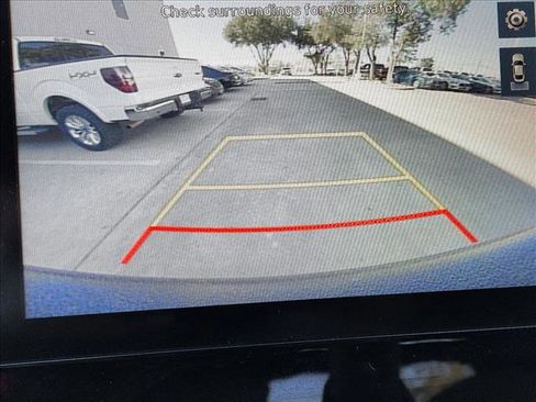 Used 2022 Hyundai Santa Cruz SEL image 13