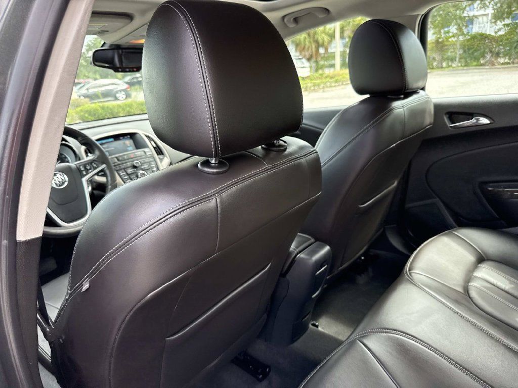 Used 2016 Buick Verano Leather w/ Driver Confidence Package FWD image 13